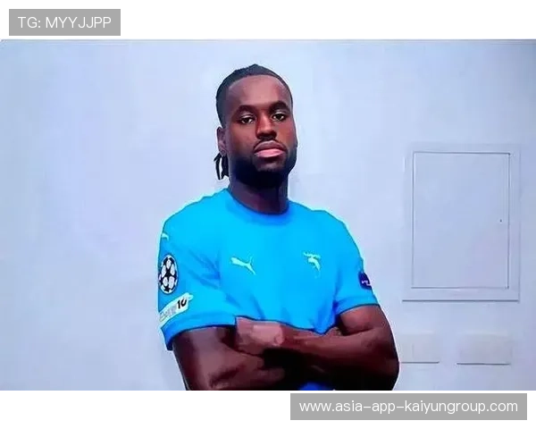 重庆铜梁龙迪马塔内切后分球，点球点位置出现机会